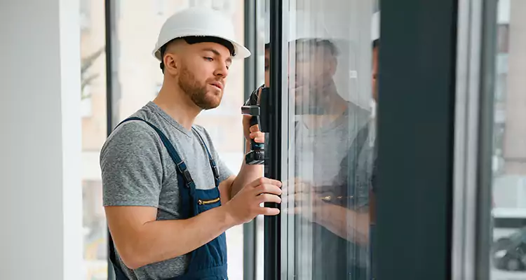 Glass Door Repair in Oak Ridge, FL